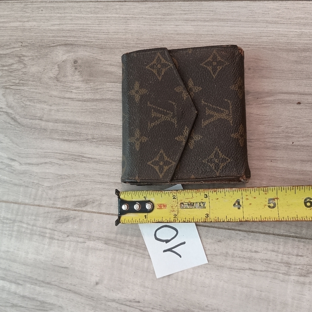 Authentic Louis Vuitton Bifold Wallet - Picture 13 of 13